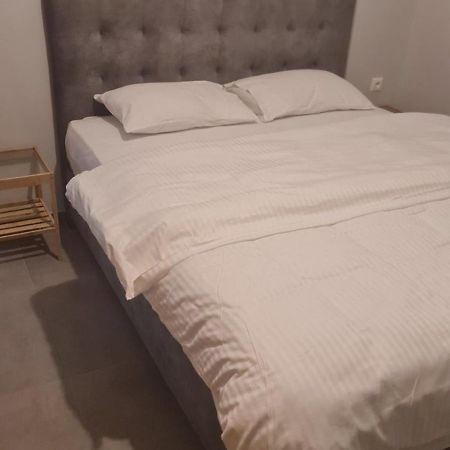 Διαμερισμα 4 Ατομων Apartment Atena Exterior foto