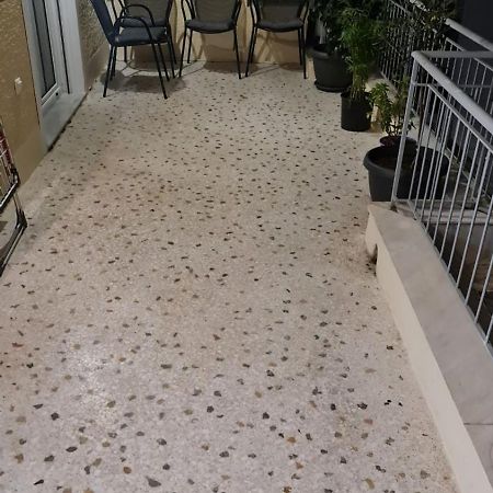 Διαμερισμα 4 Ατομων Apartment Atena Exterior foto